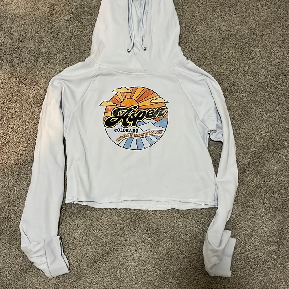 Aspen baby blue hoodie, adorable, new with the tag, really soft material, cute!!